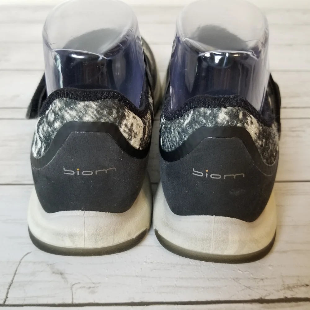 ECCO Biom Amrap Mary Jane Style Sporty Sneaker Shoe